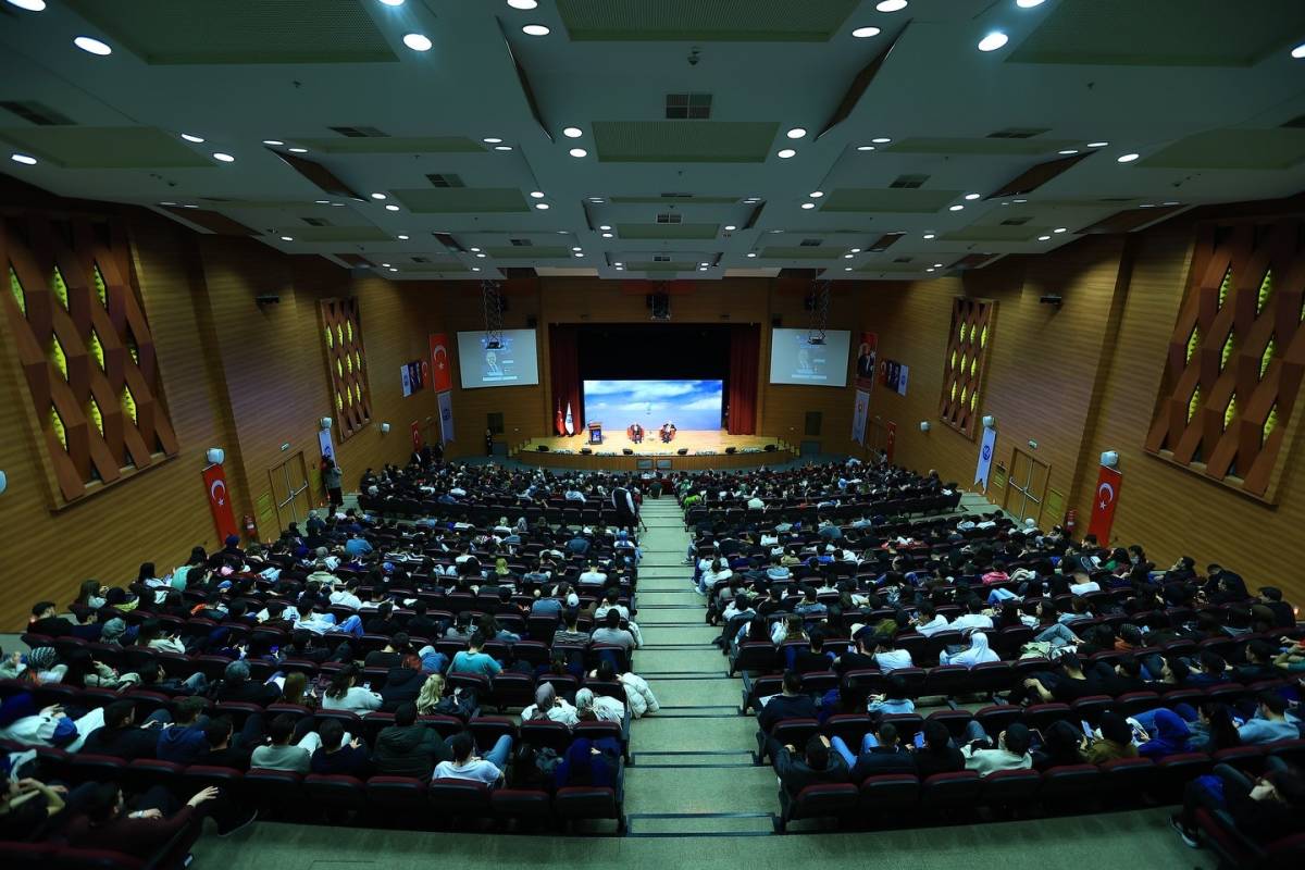 “KAYSERİ, ÜNİVERSİTELER ŞEHRİ”