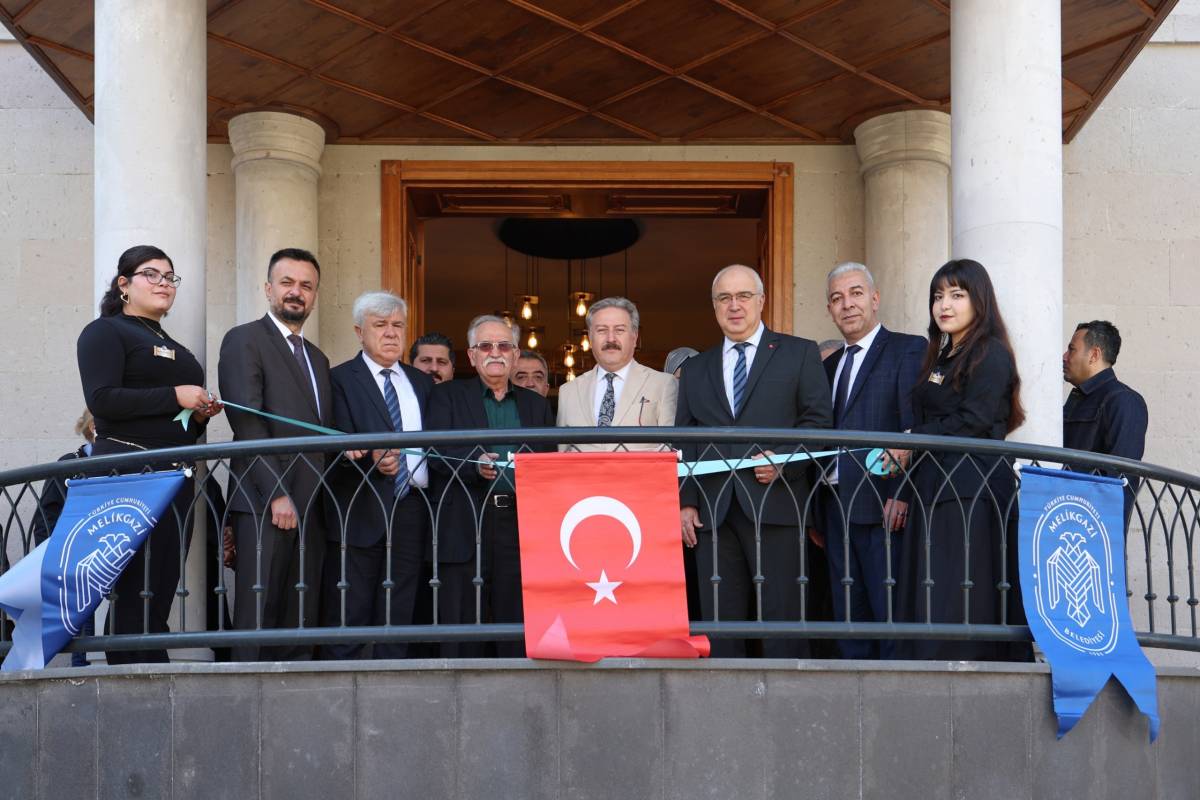 MİMAR SİNAN MELİKGAZİ’DE SANATLA ANILDI