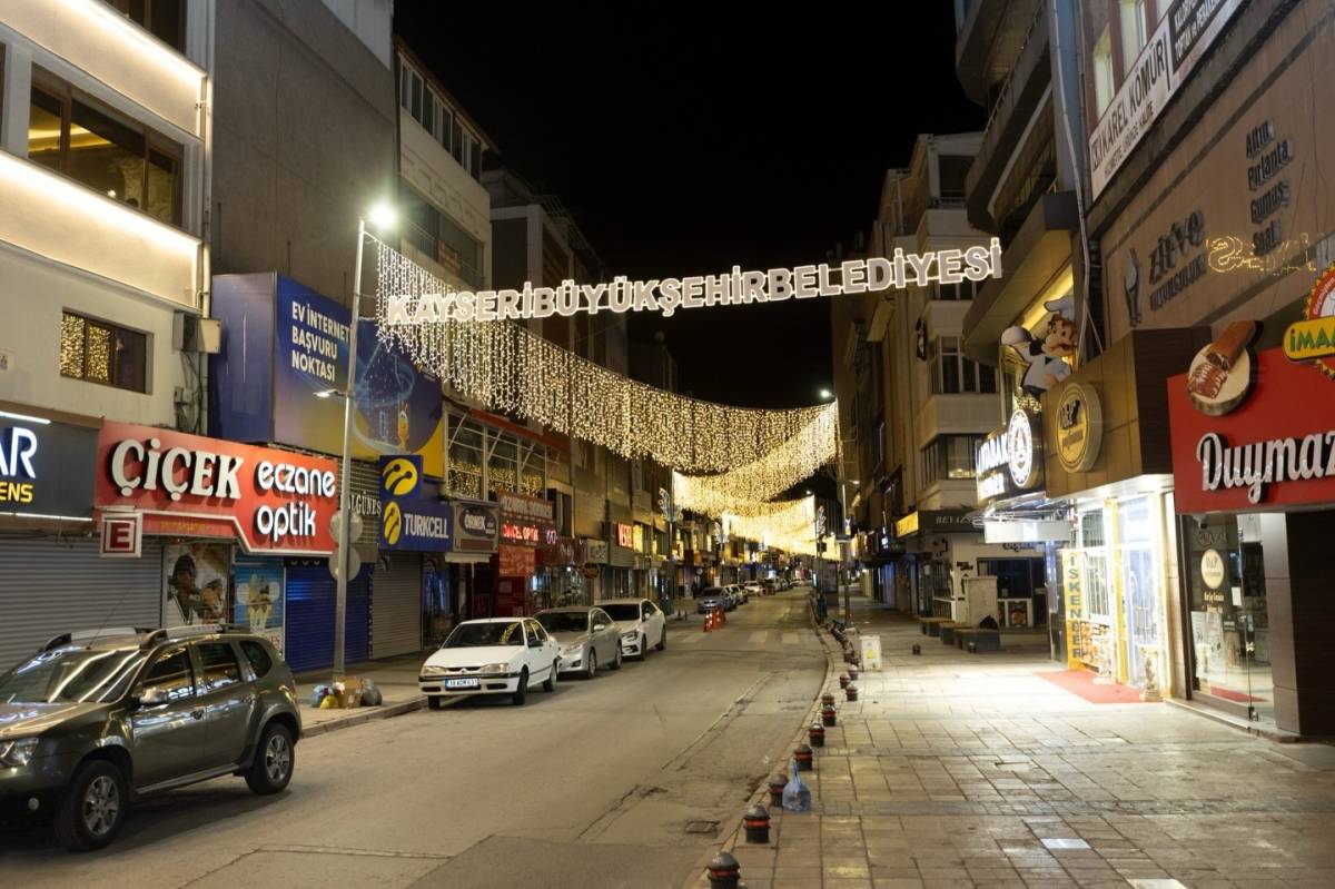 BÜYÜKKILIÇ, AYDINLATMA SİSTEMİNİ İNCELEDİ