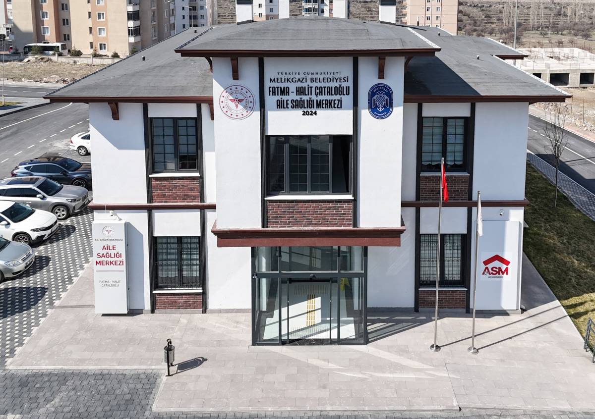 MELİKGAZİ BELEDİYESİ, İLÇENİN GELECEĞİNİ ŞEKİLLENDİRİYOR