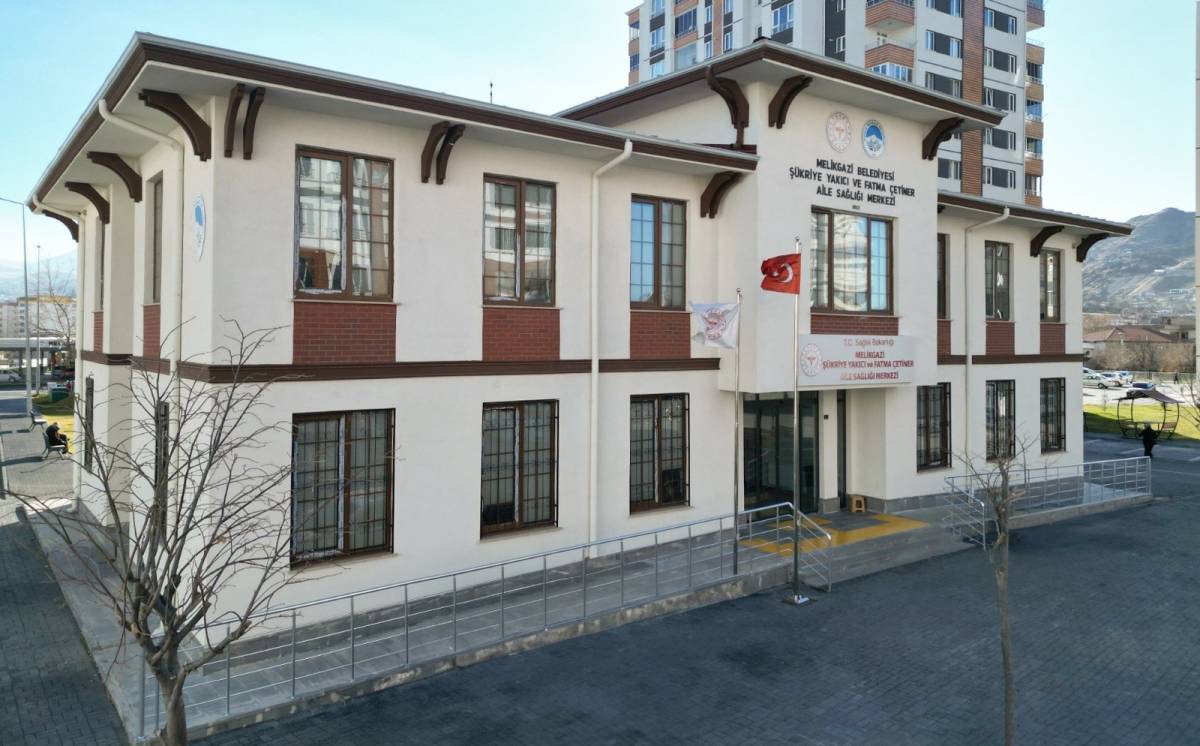 MELİKGAZİ BELEDİYESİ, İLÇENİN GELECEĞİNİ ŞEKİLLENDİRİYOR