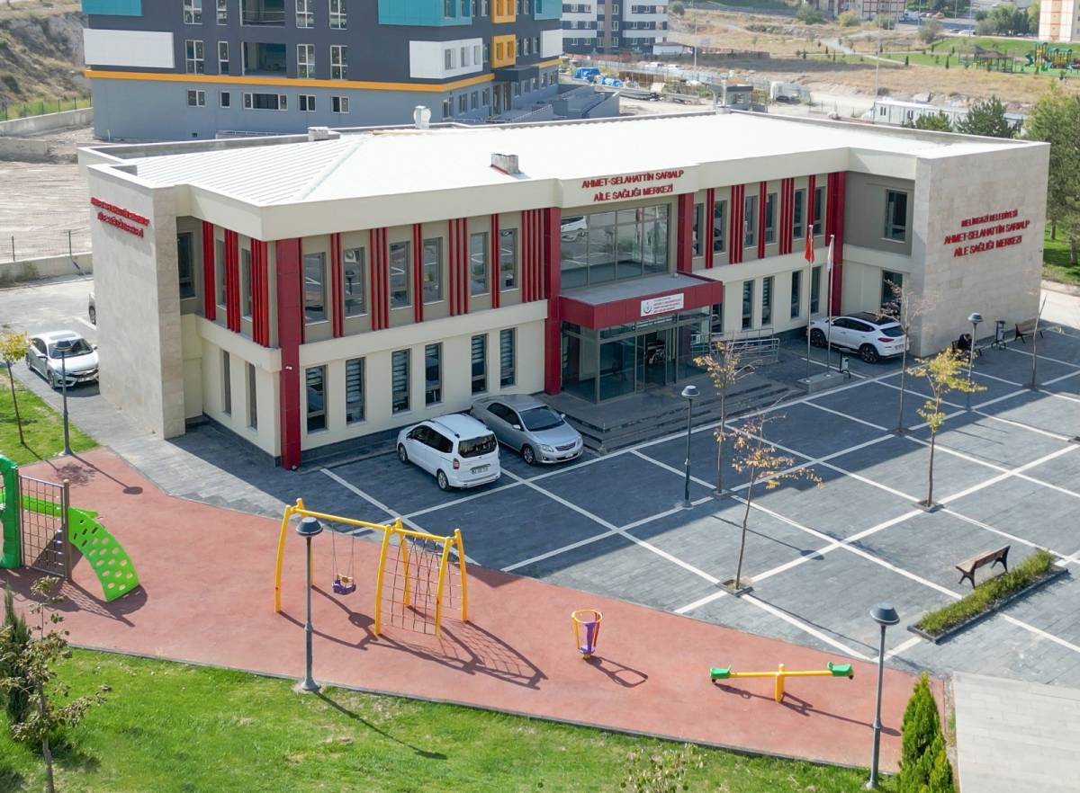 MELİKGAZİ BELEDİYESİ, İLÇENİN GELECEĞİNİ ŞEKİLLENDİRİYOR