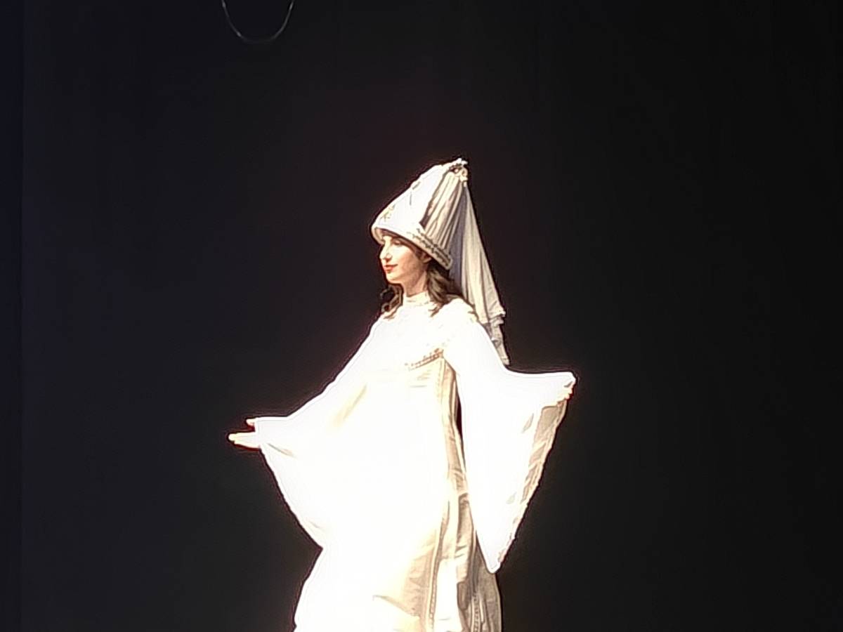 MİMAR SİNAN'IN ESERLERİ KIYAFETLERE DÖKÜLDÜ