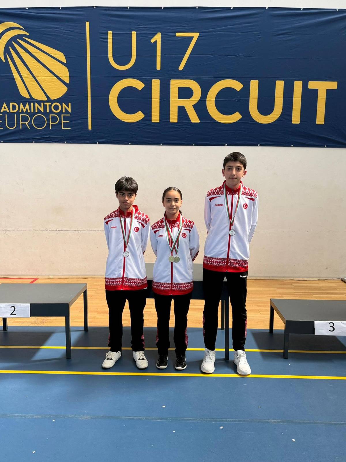 KAYSERİLİ RAKETLER MADALYALARI TOPLADI