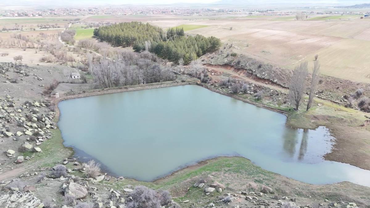 YAĞIŞLAR BARAJLARI DOLDURDU, ÇİFTÇİNİN YÜZÜ GÜLDÜ