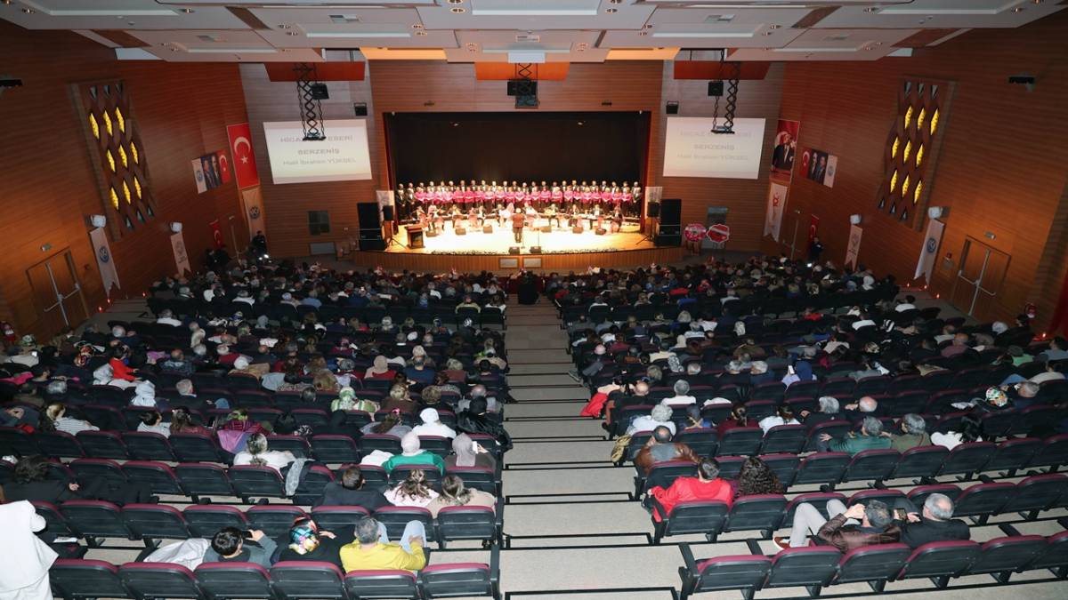 TALAS’TA HİCÂZ NAĞMELERİ GÖNÜLLERE DOKUNDU