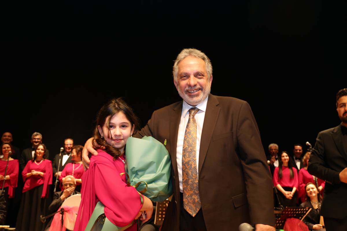 TALAS’TA HİCÂZ NAĞMELERİ GÖNÜLLERE DOKUNDU