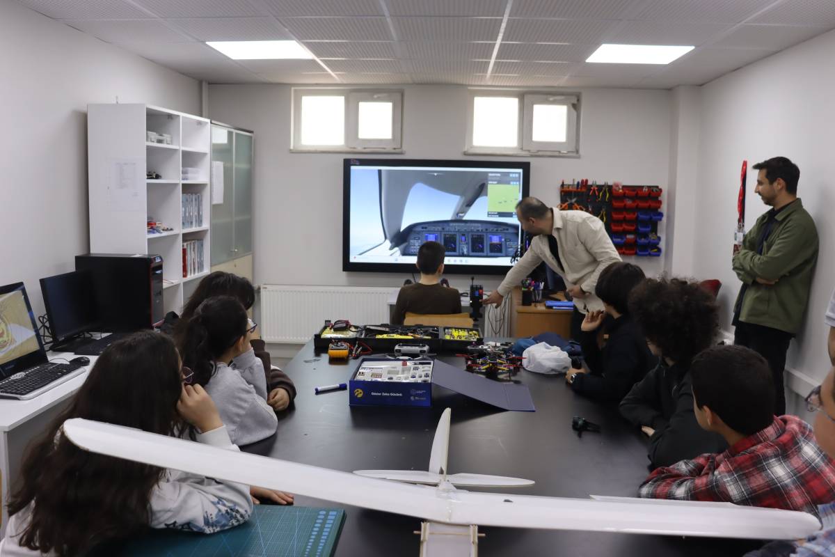 GÖKYÜZÜNÜN GELECEKLERİ GÖKTİM’DE YETİŞİYOR