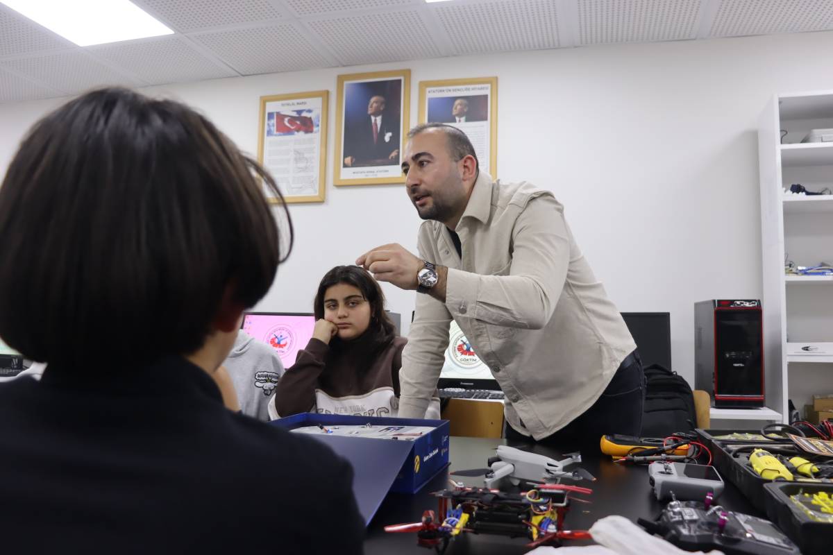 GÖKYÜZÜNÜN GELECEKLERİ GÖKTİM’DE YETİŞİYOR