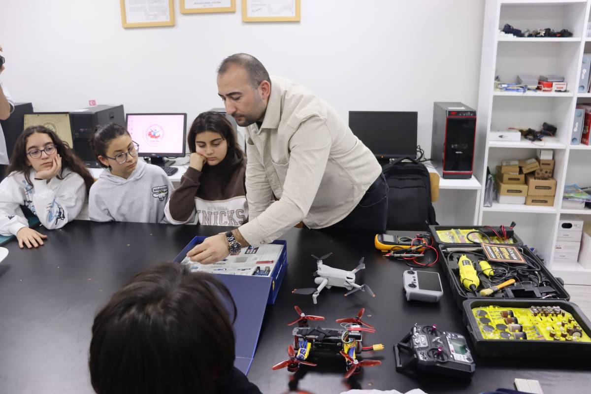 GÖKYÜZÜNÜN GELECEKLERİ GÖKTİM’DE YETİŞİYOR