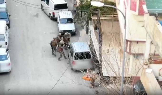 DEAŞ TERÖR ÖRGÜTÜNE 56 İLDE OPERASYON: 525 ŞÜPHELİ YAKALANDI