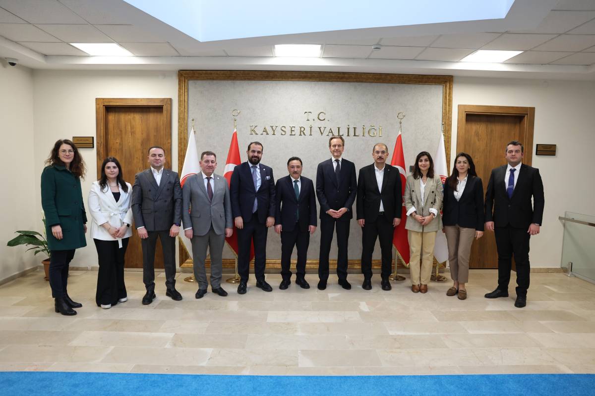 BELÇİKA ANKARA BÜYÜKELÇİSİ’NDEN VALİ ÇİÇEK’E ZİYARET