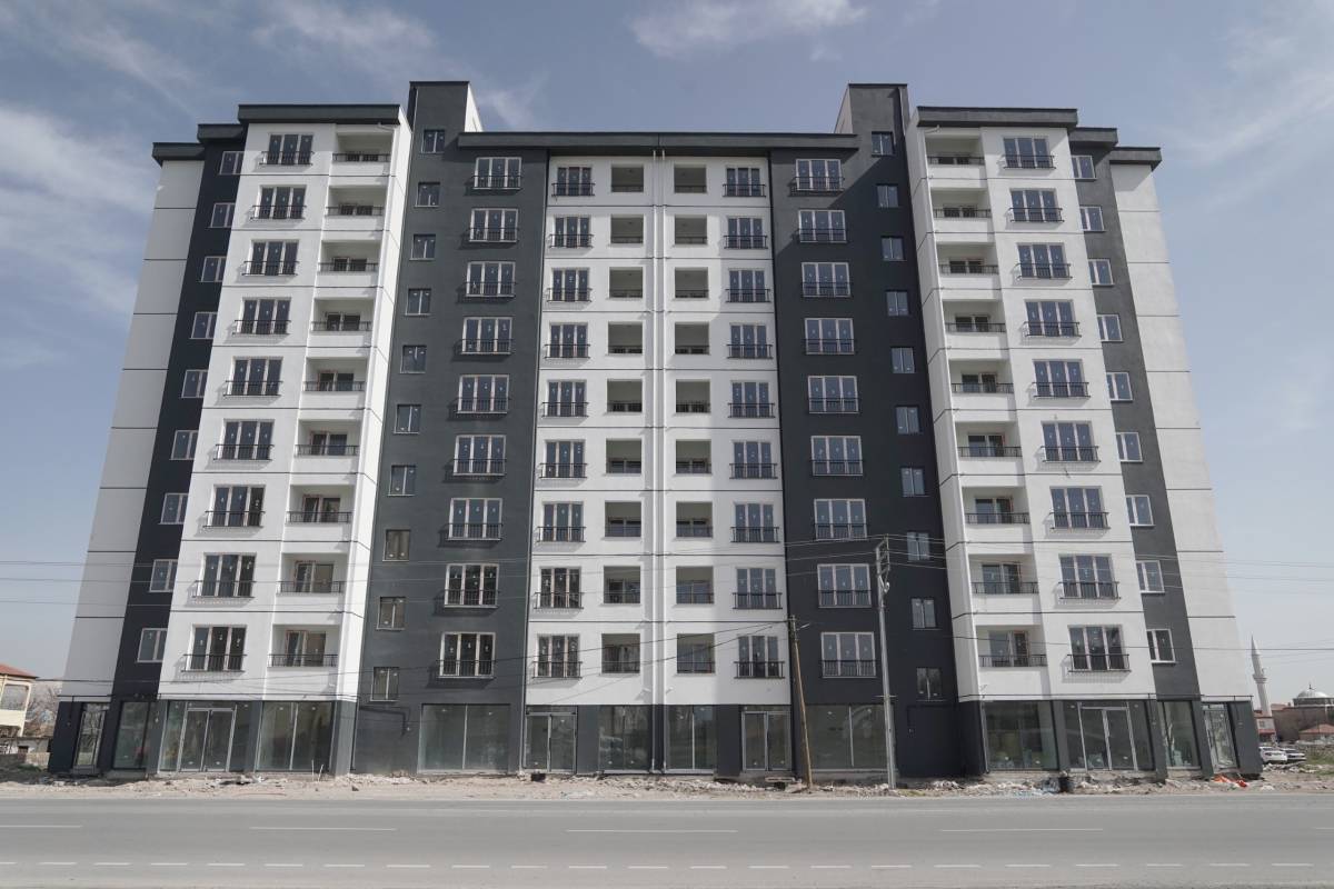 ANBAR 2. ETAP KENTSEL DÖNÜŞÜM BLOKLARI HIZLA YÜKSELİYOR