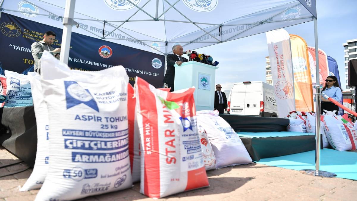 ÇİFTÇİYE 360 TON TOHUM DAĞITILDI