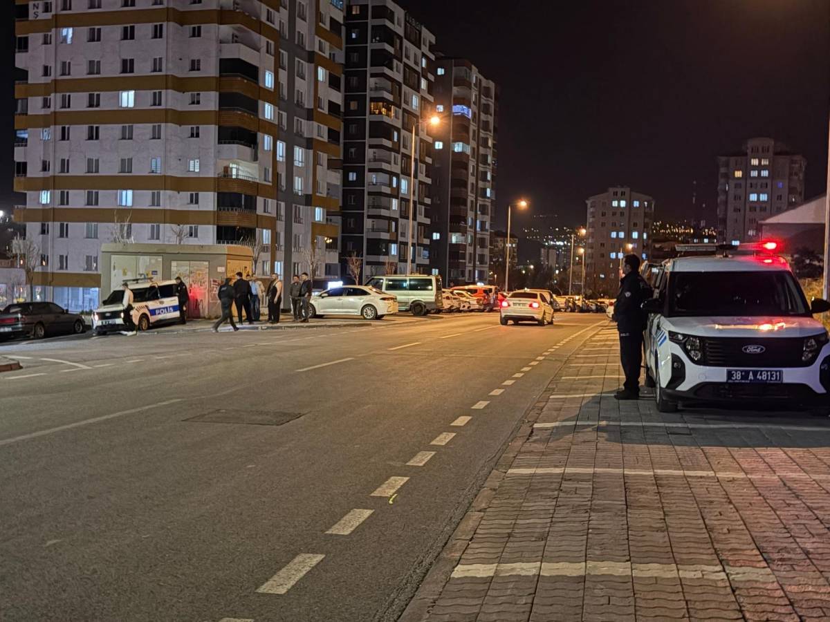 KAYSERİ’DE İKİ GRUP ARASINDA BIÇAKLI KAVGA