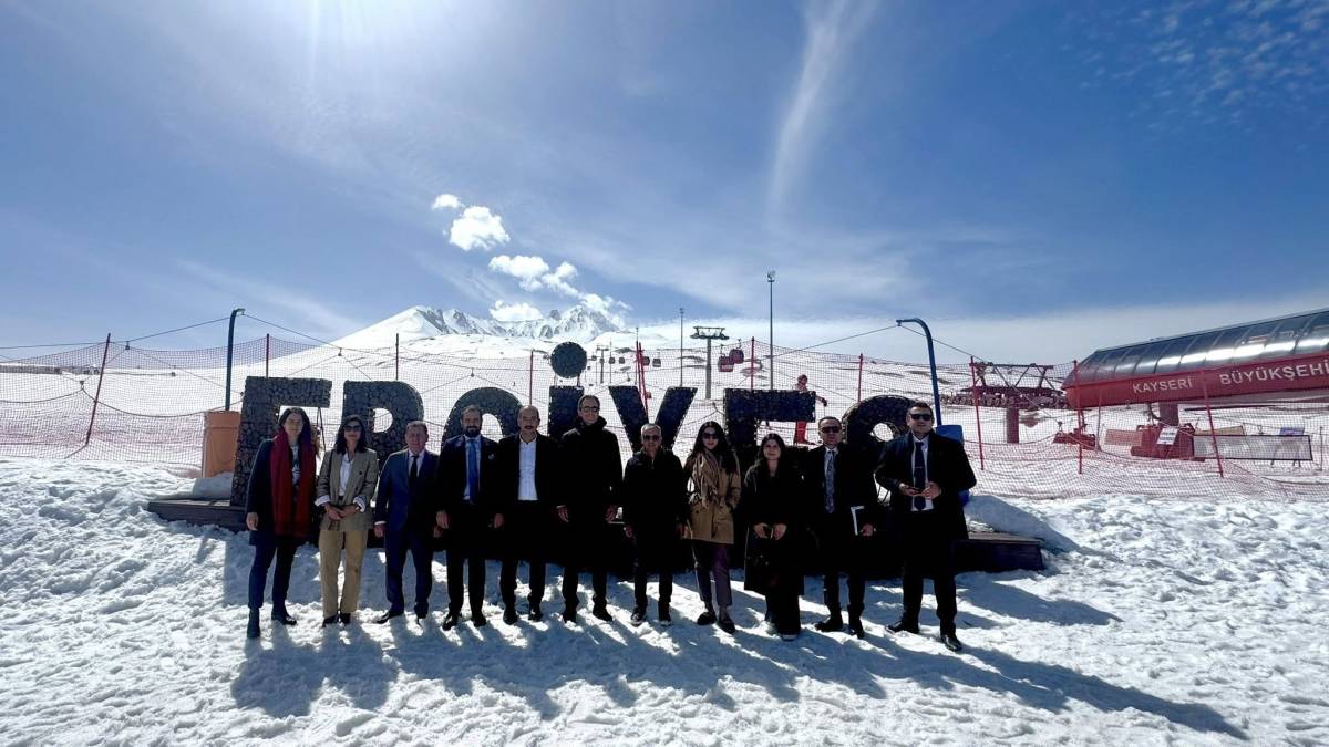 BELÇİKA HEYETİ, ERCİYES’E HAYRAN KALDI