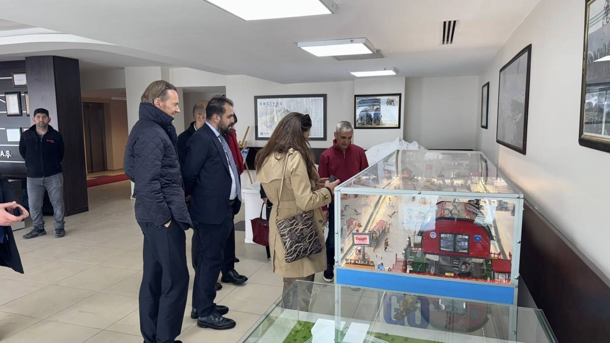 BELÇİKA HEYETİ, ERCİYES’E HAYRAN KALDI