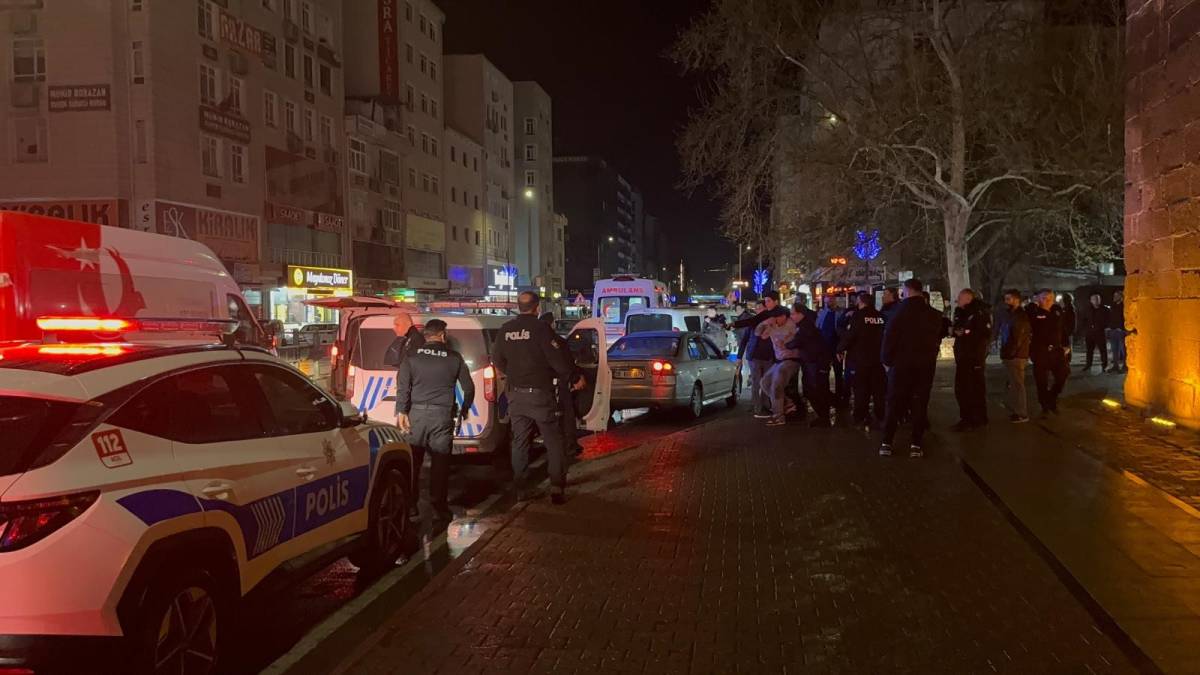 KAYSERİ’DE KARDEŞİNİ BIÇAKLAYAN ŞAHIS GÖZALTINA ALINDI: 1 YARALI