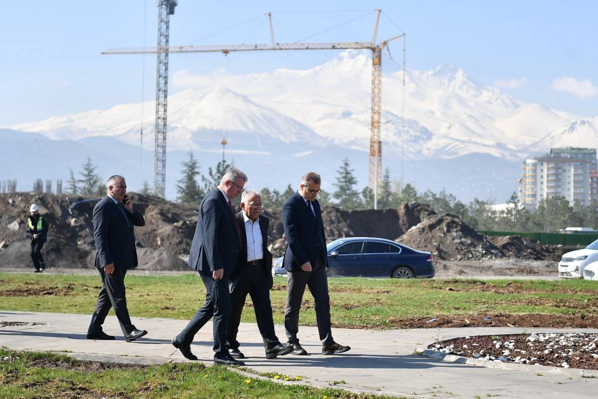 BÜYÜKKILIÇ’TAN KARTAL KATLI KAVŞAĞI’NA YAKIN TAKİP