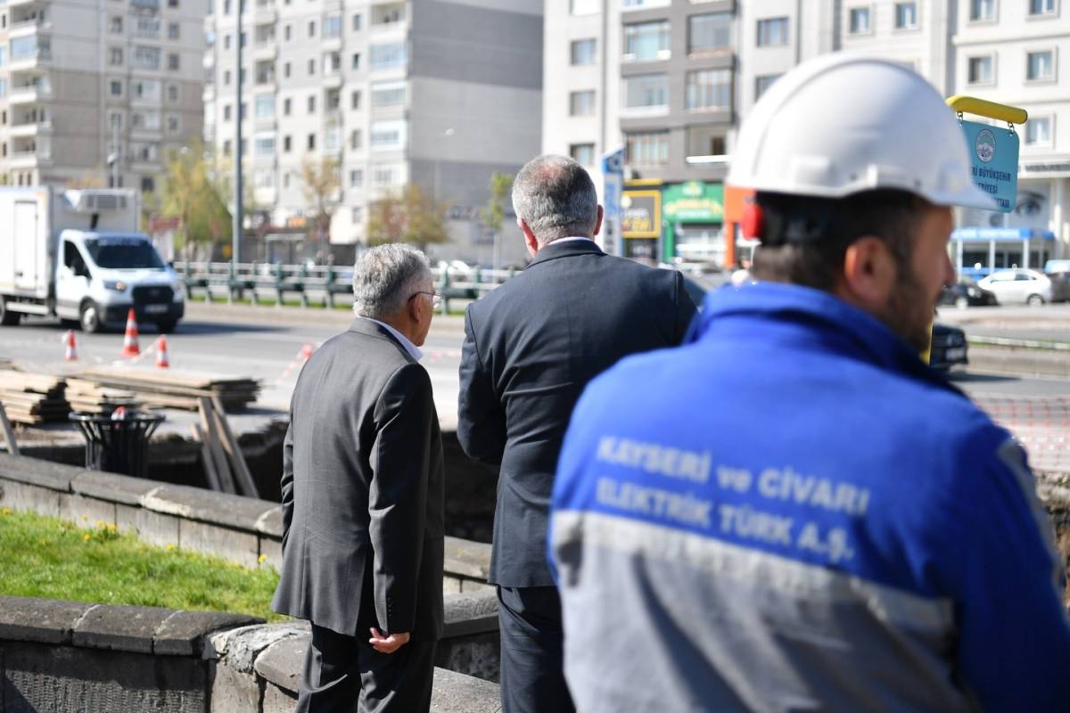 BÜYÜKKILIÇ, 11 ADET YAYA ÜST GEÇİDİ PROJESİNİN İLK ETAP ÇALIŞMALARINI İNCELEDİ