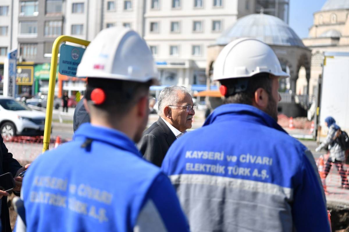 BÜYÜKKILIÇ, 11 ADET YAYA ÜST GEÇİDİ PROJESİNİN İLK ETAP ÇALIŞMALARINI İNCELEDİ