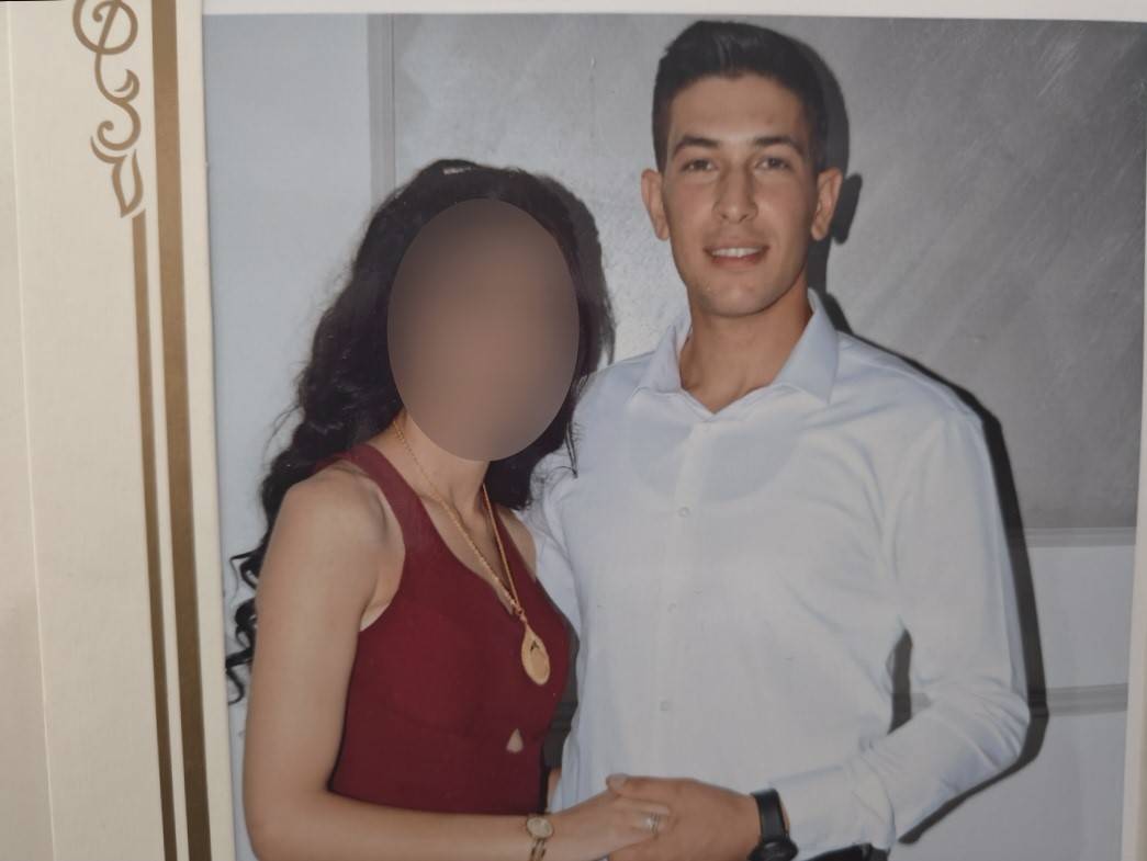 DÜĞÜN GECESİ ŞÜPHELİ ŞEKİLDE ÖLEN UZMAN ÇAVUŞUN EŞİNİN YARGILANMASINA BAŞLANDI