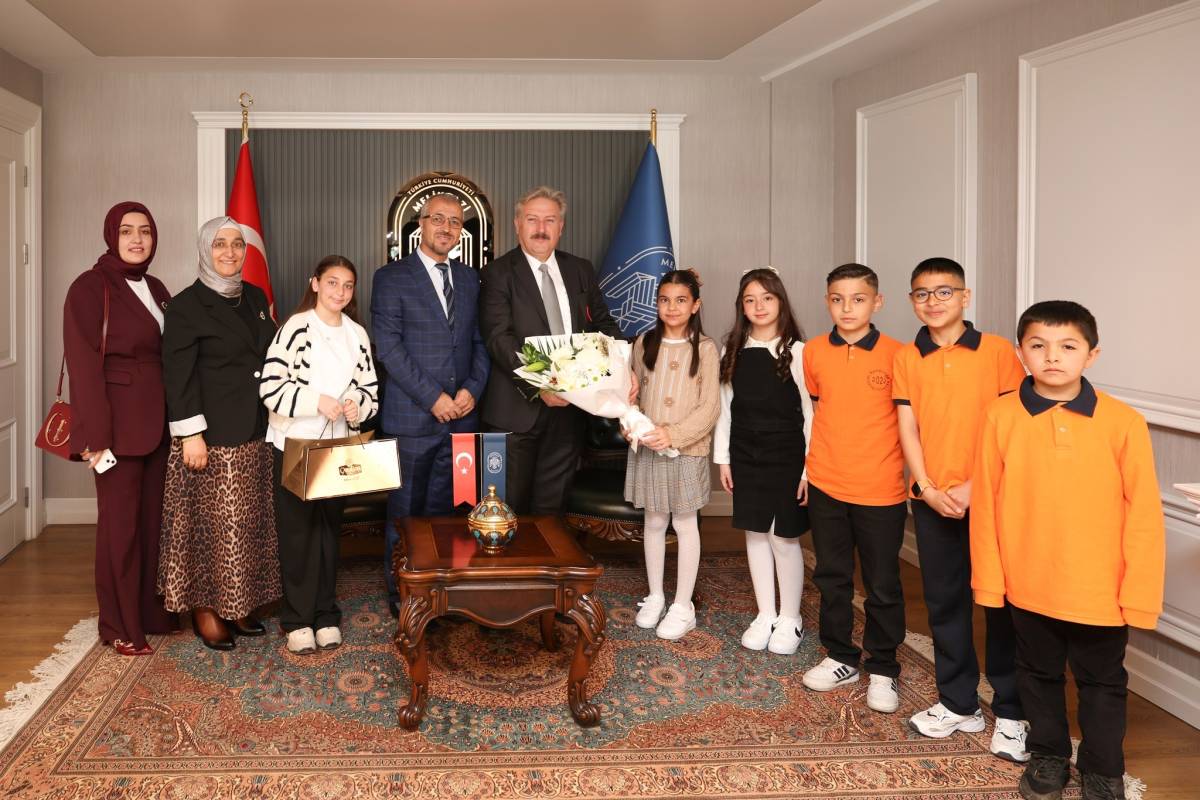 PALANCIOĞLU, KOLTUĞUNU KÜÇÜK TOPRAK'A BIRAKTI