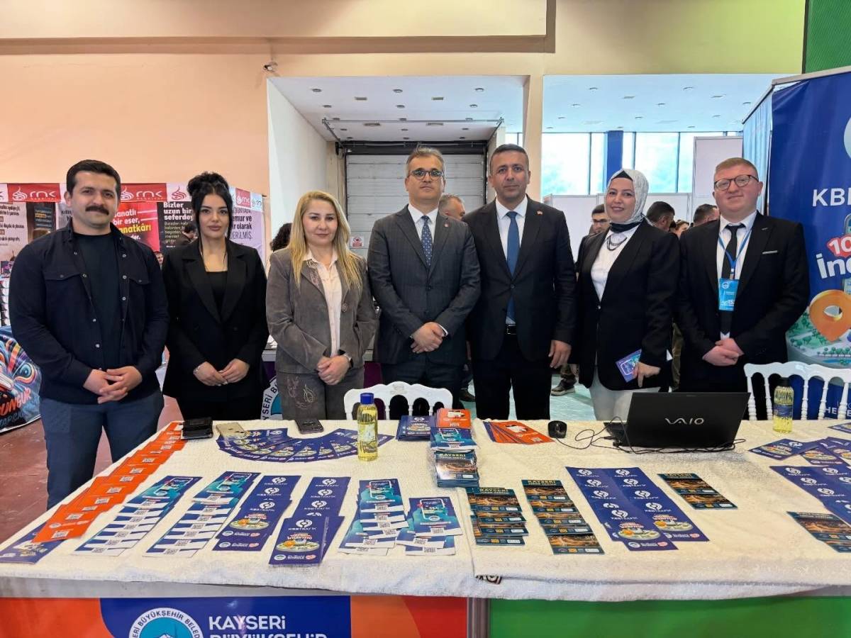 KAYSERİ KİTAP FUARI’NDA ÇOCUKLARIN KEYFİ YERİNDE