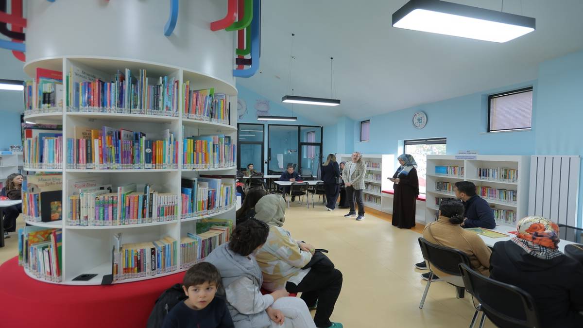 BÜYÜKŞEHİR’İN ÇOCUK KÜTÜPHANESİ’NDE “KAYSERİ KENT KONSEYİ 23 NİSAN” ETKİNLİĞİ