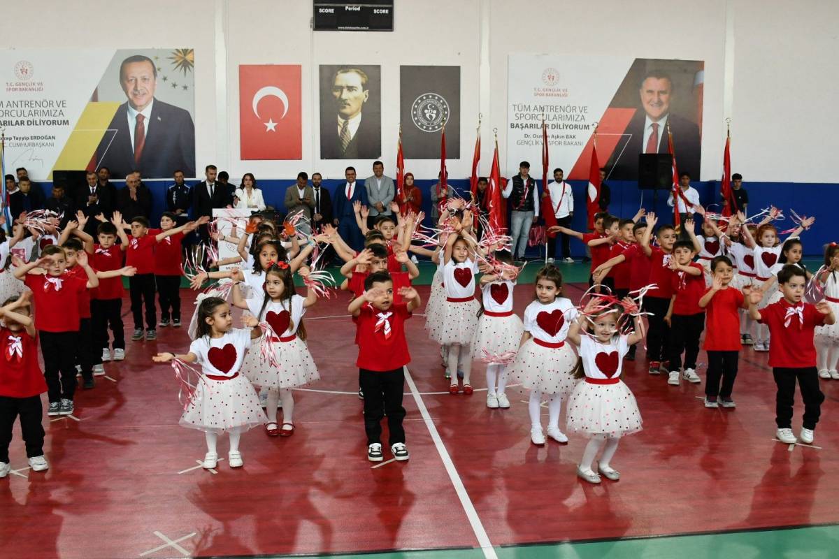 TOMARZA'DA 23 NİSAN COŞKUSU