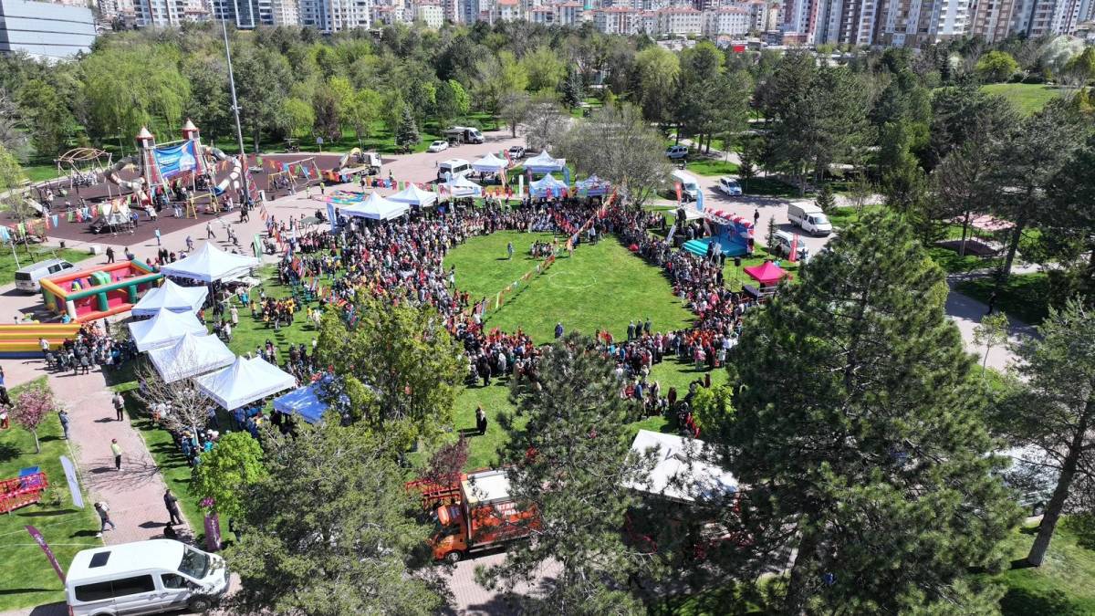 KOCASİNAN’DA ÇOCUK ŞENLİĞİ