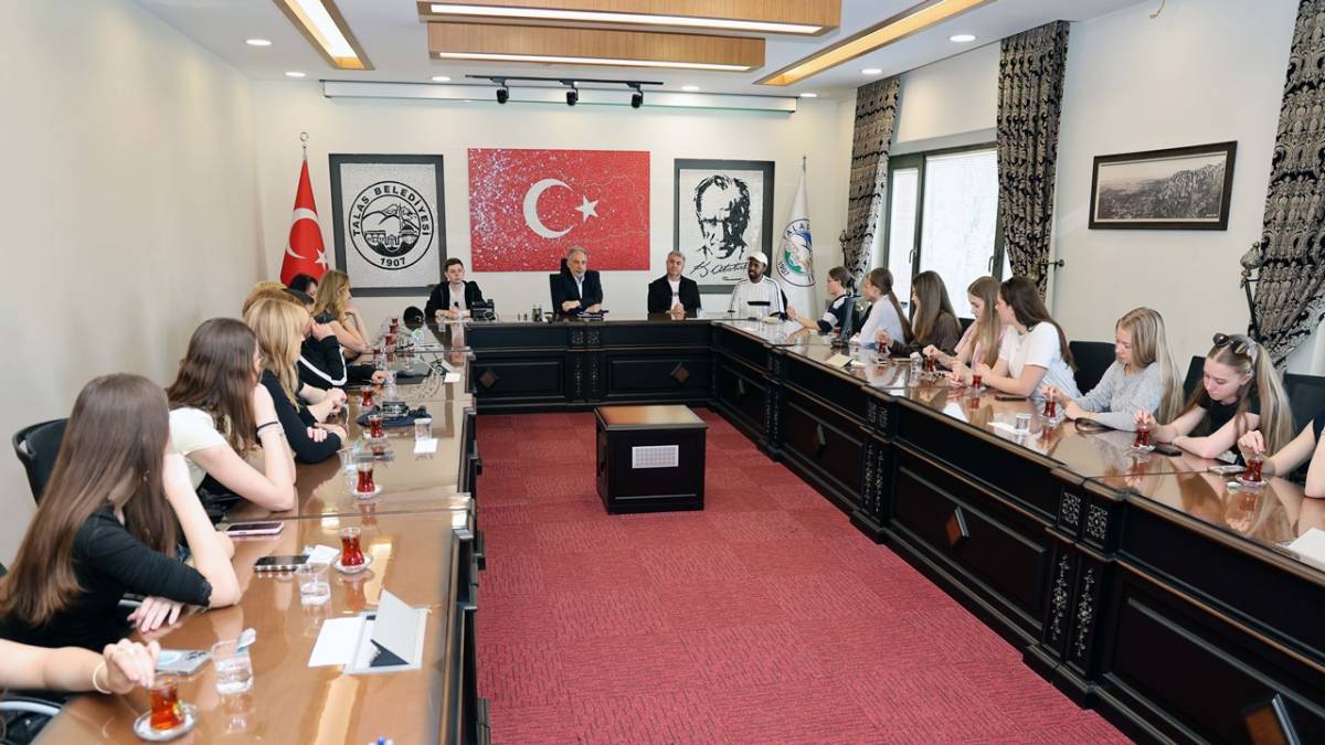 TALAS ULUSLARARASI PROJELERLE DÜNYAYA AÇILIYOR