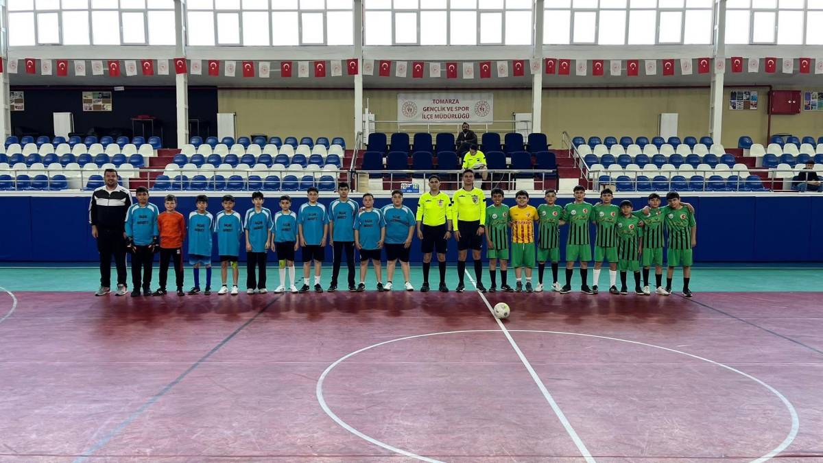 TOMARZA'DA 19 MAYIS COŞKUSU FUTSAL TURNUVASI FİNALİYLE TAÇLANDI