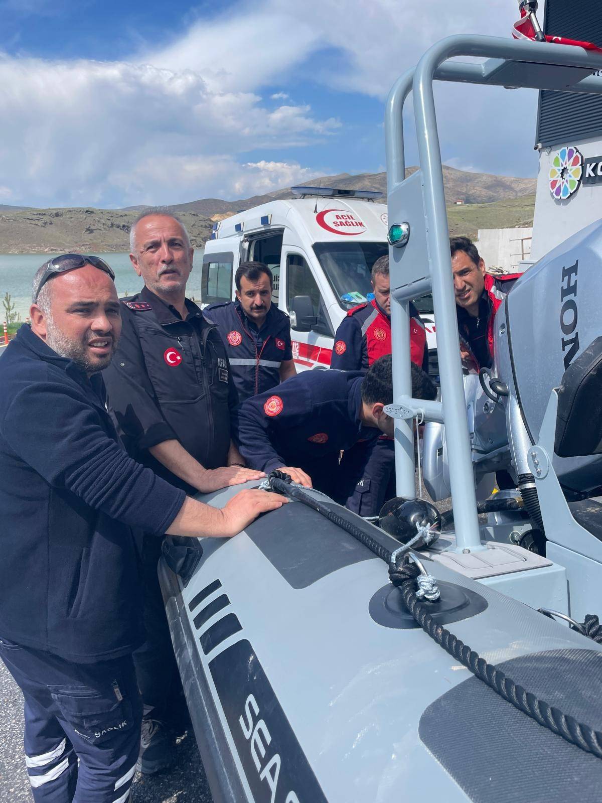 BARAJDA SÖRFLERİ ALABORA OLAN 2 KİŞİ KURTARILDI