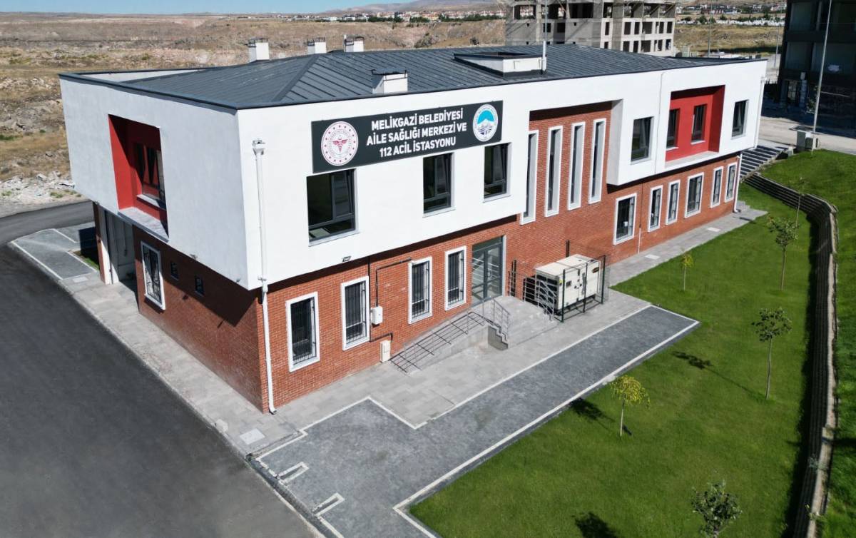 MELİKGAZİ BELEDİYESİ, İLÇENİN GELECEĞİNİ ŞEKİLLENDİRİYOR