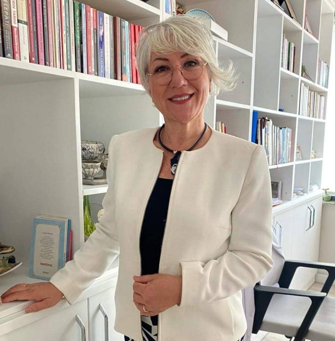 KARAOĞLU'NDAN 23 NİSAN MESAJI