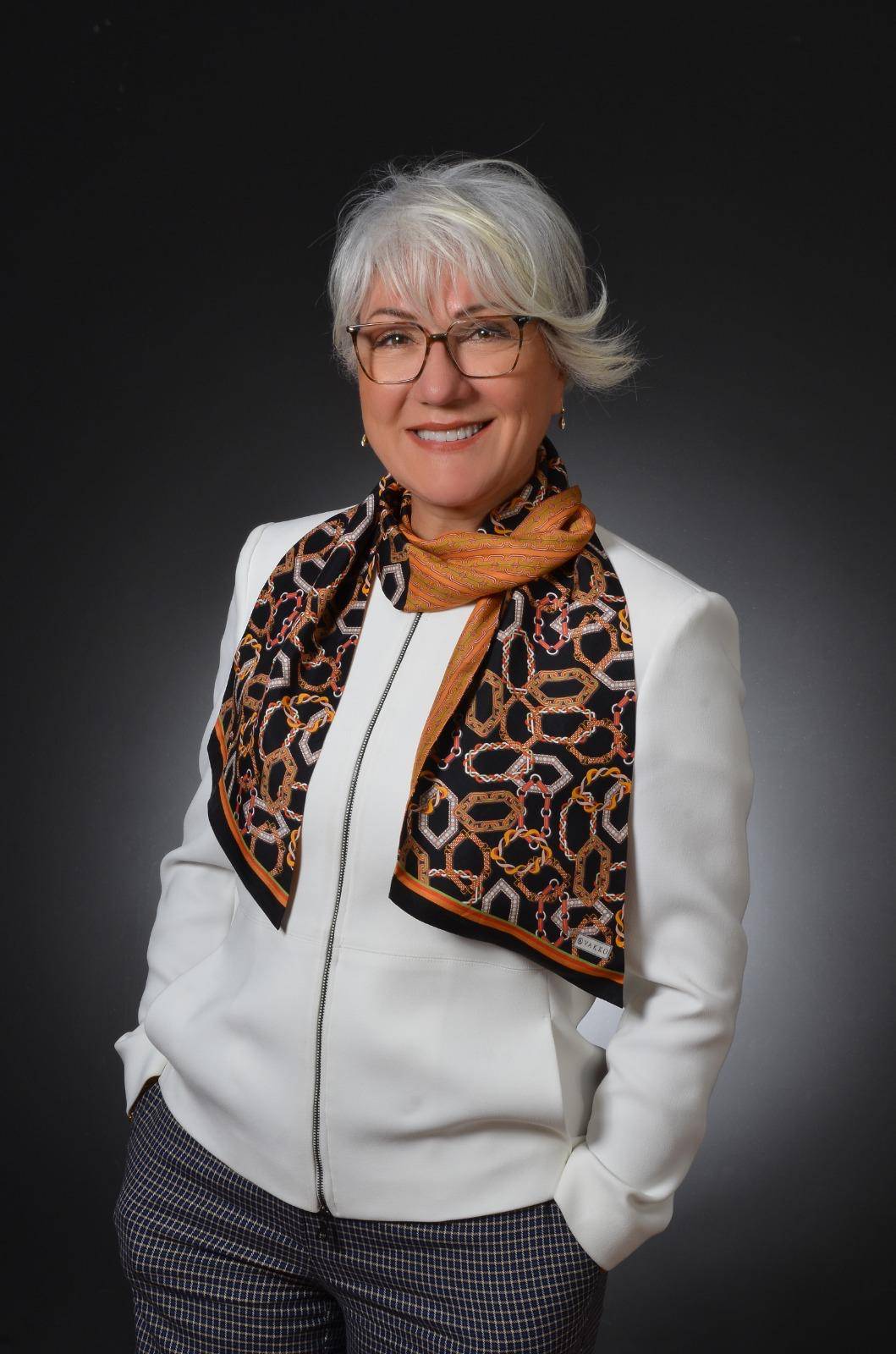 KARAOĞLU'NDAN 23 NİSAN MESAJI