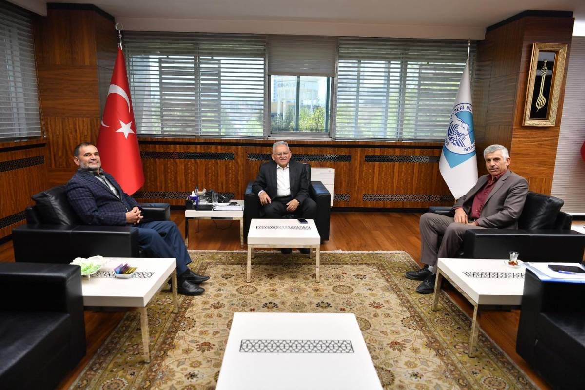 BAŞKAN BÜYÜKKILIÇ’A “ZİYARET” YOĞUNLUĞU