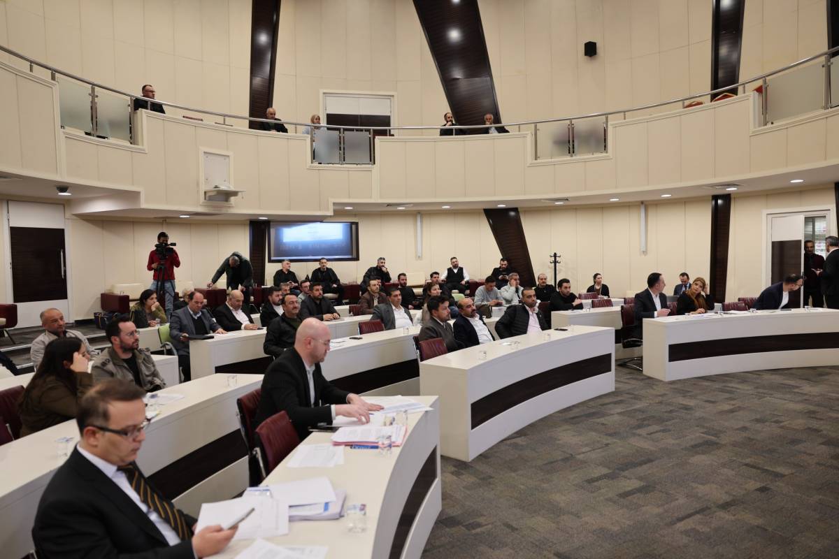 “HER KURUŞU ŞEHRİMİZİN HİZMETİNE SUNACAĞIZ”