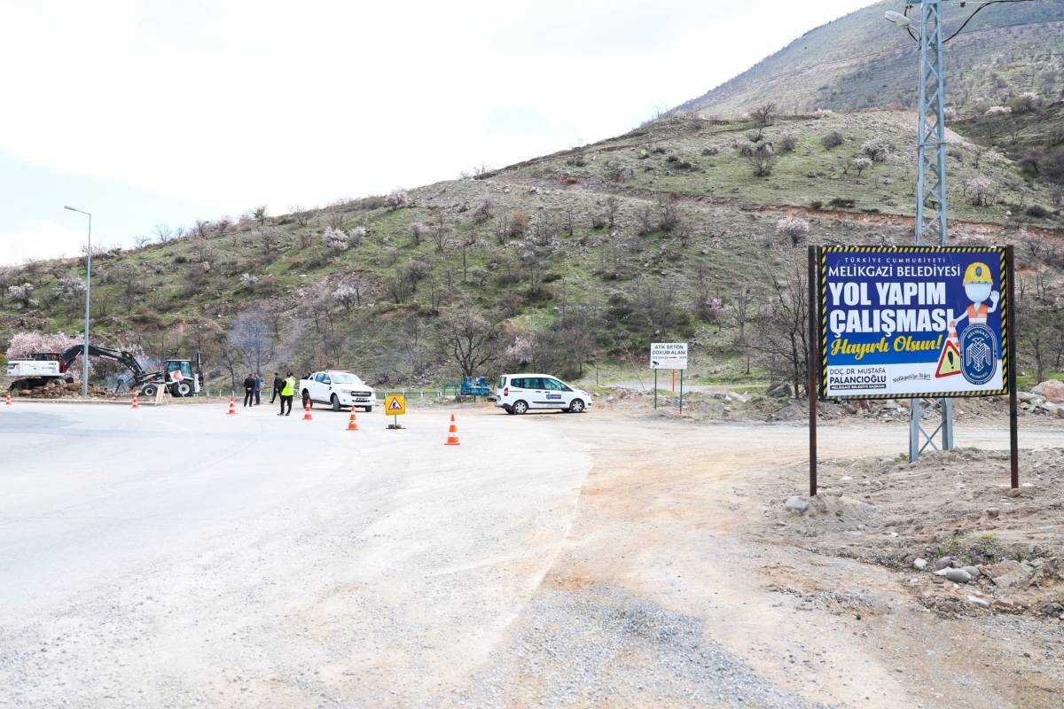MELİKGAZİ’NİN ULAŞIMDA YENİ GÜZERGAHI İÇİN ÇALIŞMALAR BAŞLADI