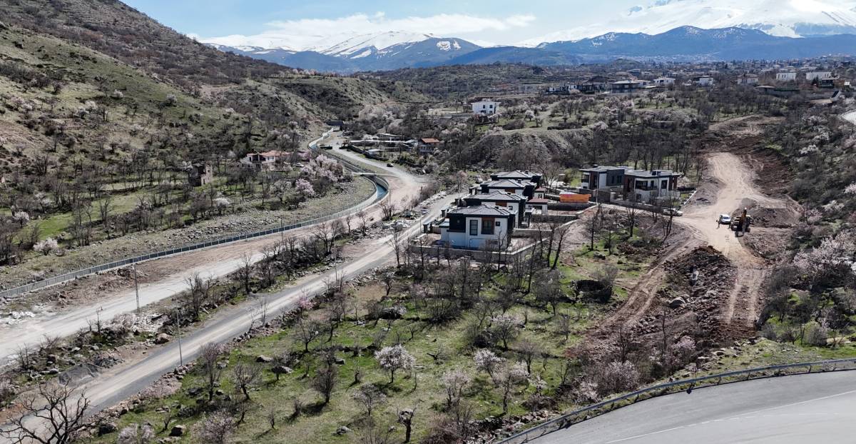 MELİKGAZİ’NİN ULAŞIMDA YENİ GÜZERGAHI İÇİN ÇALIŞMALAR BAŞLADI