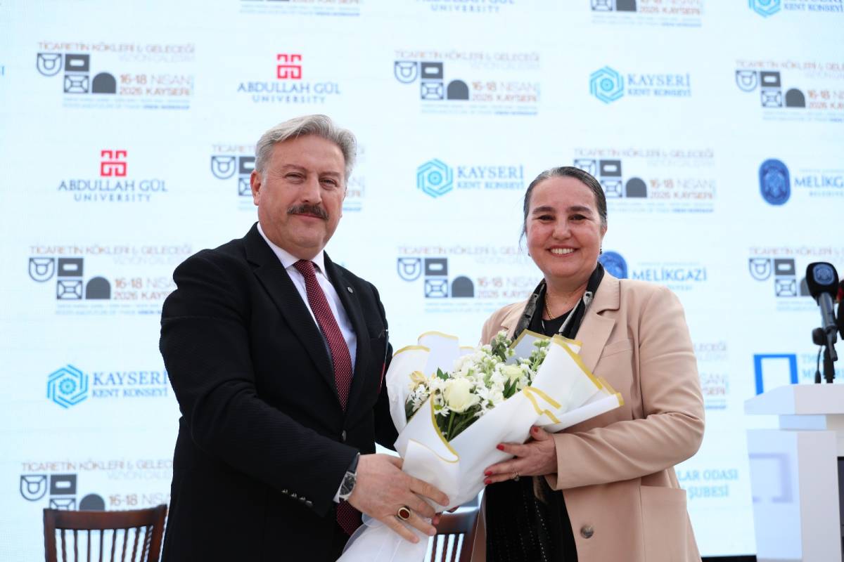 TİCARETİN KÖKLERİ VE GELECEĞİ VİZYON ÇALIŞTAYI GÖN HAN’DA BAŞLADI