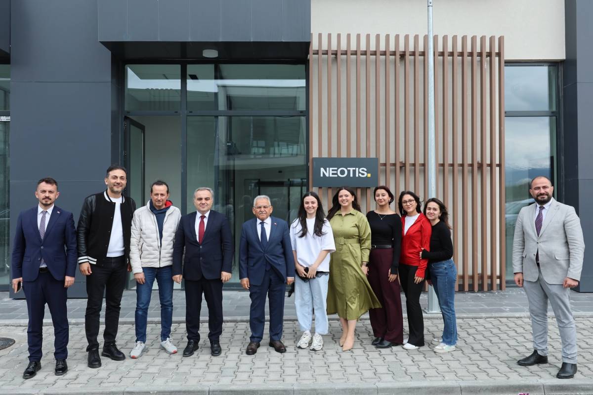 BÜYÜKKILIÇ’TAN ERCİYES TEKNOPARK’A ZİYARET