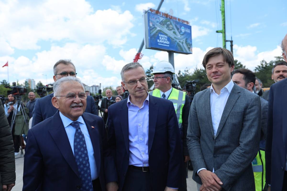 BÜYÜKKILIÇ DÜNYA BANKASI YETKİLİLERİYLE GÖRÜŞTÜ