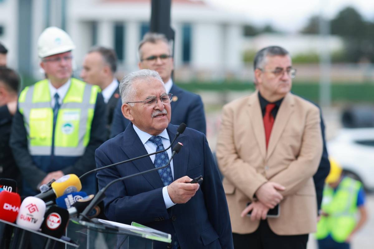 BÜYÜKKILIÇ, DEV ULAŞIM PROJESİNİ SAHADA ANLATTI