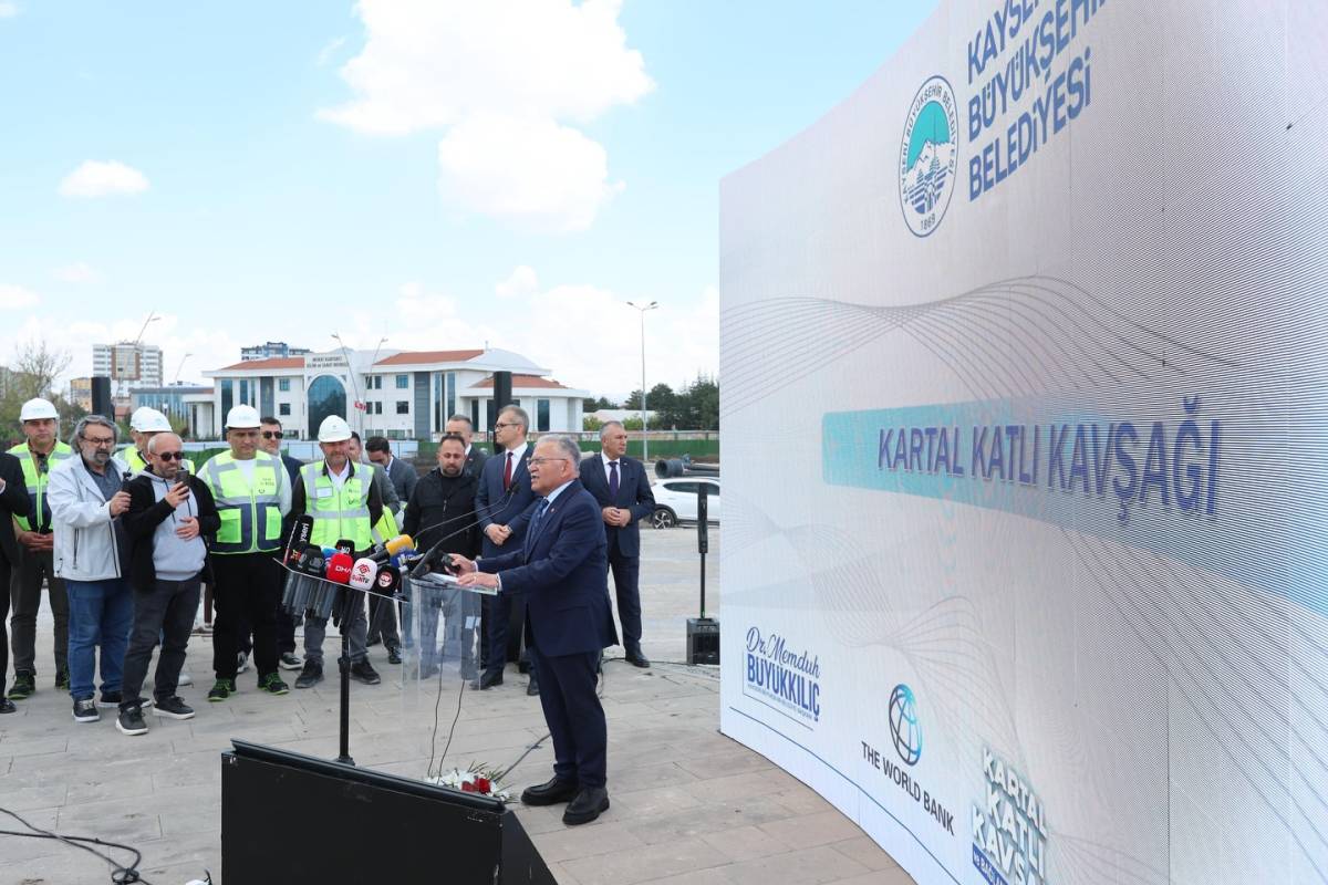 BÜYÜKKILIÇ, DEV ULAŞIM PROJESİNİ SAHADA ANLATTI