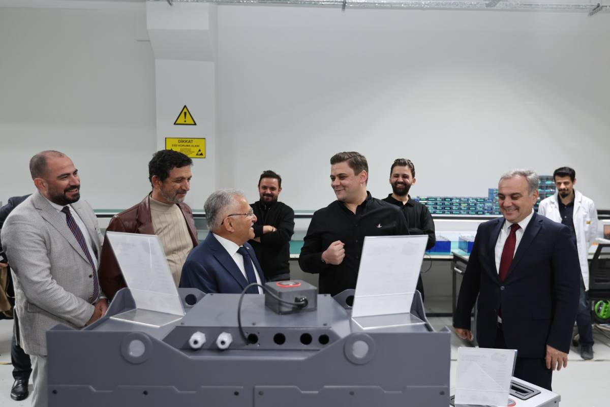 BÜYÜKKILIÇ’TAN ERCİYES TEKNOPARK’A ZİYARET