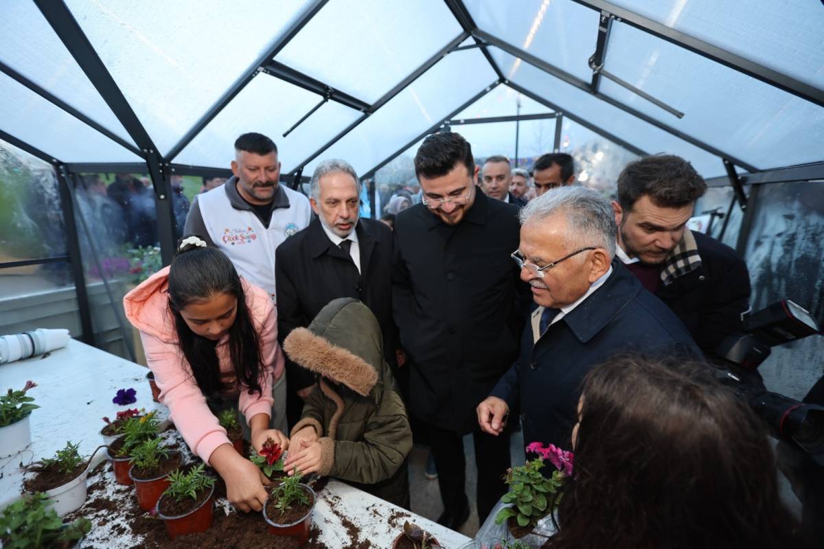 TALAS’TA ‘ÇİÇEK’ GİBİ FESTİVAL