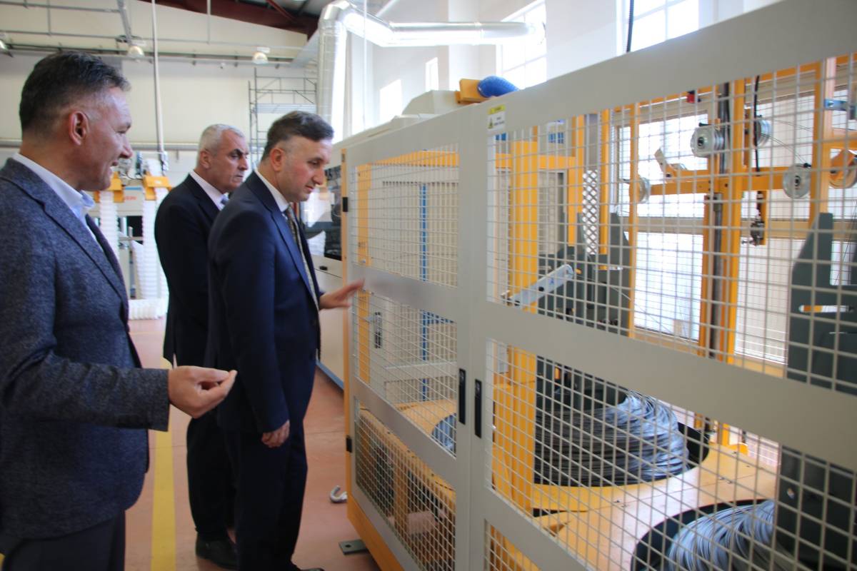 YATAK ÜRETEN ÖĞRENCİLER YAYLARINI DA KENDİLERİ ÜRETECEK