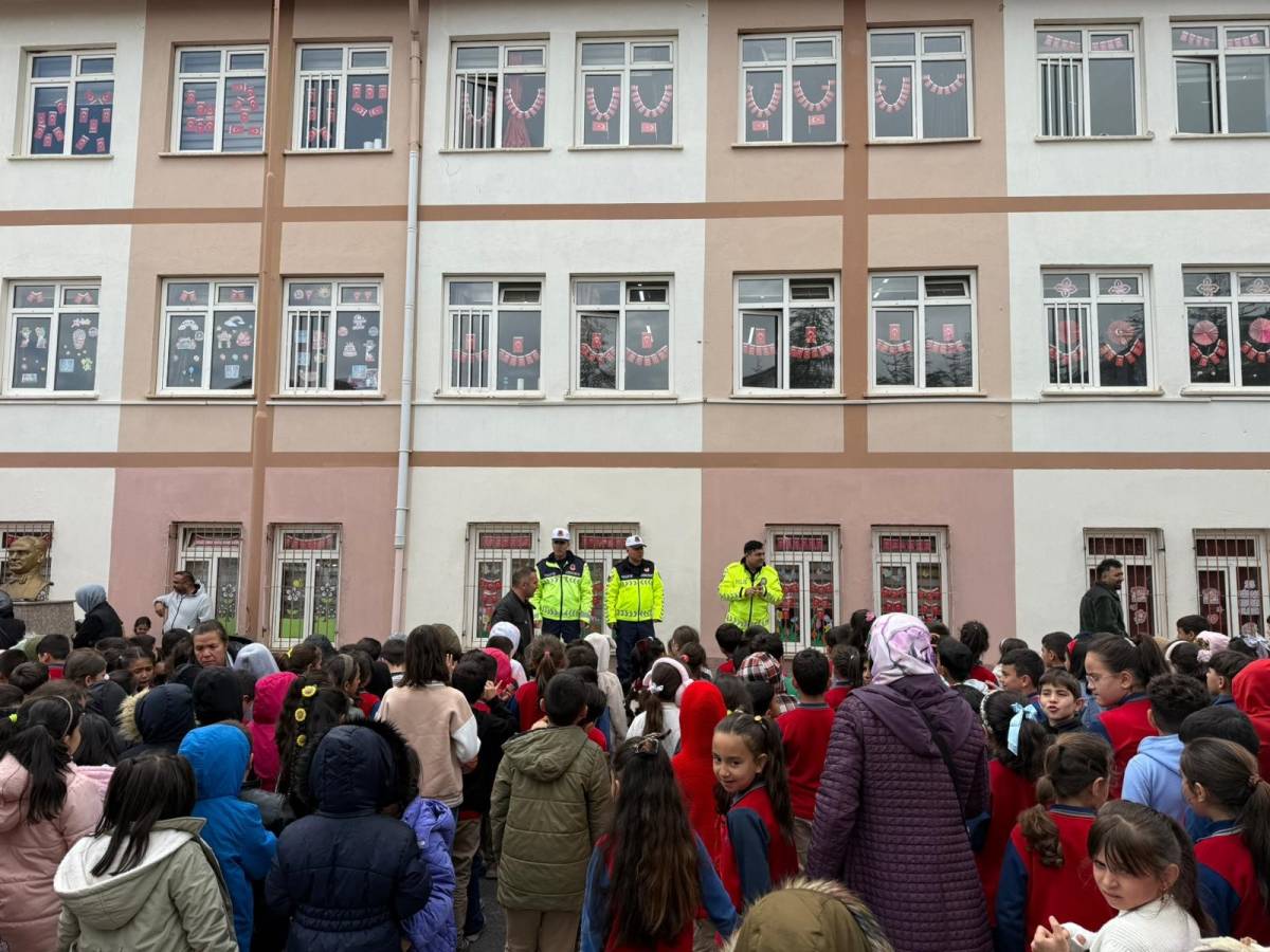 ÇOCUKLARA TRAFİK EĞİTİMİ